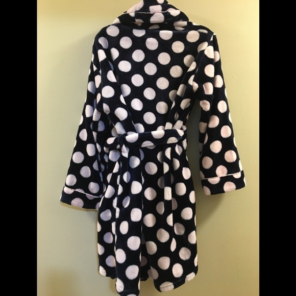 Kate Spade Plush Robe 2A. - Picture 8 of 10